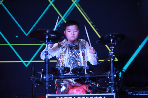 1551754314938442.jpg 大禹漢光2018年“同心同行,共創(chuàng)未來”主題年會(huì)圓滿成功